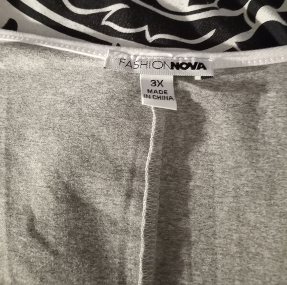 Romper - Picture 3 of 3